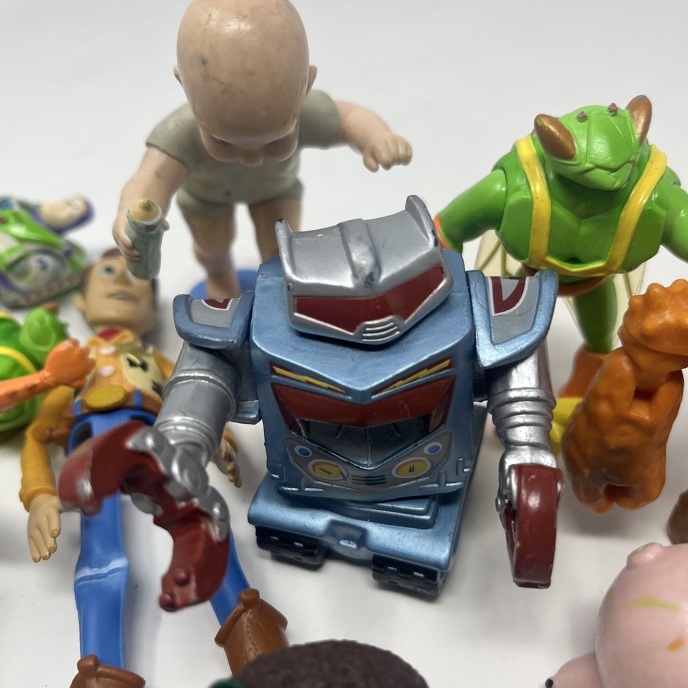 Disney Toy Story 3 Lot Of Mini Figures Twitch Sparks Chunk Pricklepants Big Baby - Picture 2 of 12